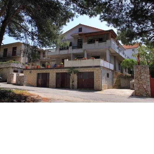 Apartments with a parking space Jelsa (Hvar) - 4586