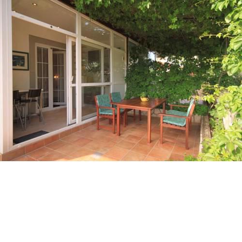 Apartments with a parking space Jelsa (Hvar) - 8732
