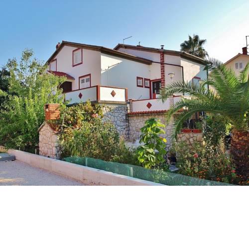 Apartments with a parking space Kampor (Rab) - 5000