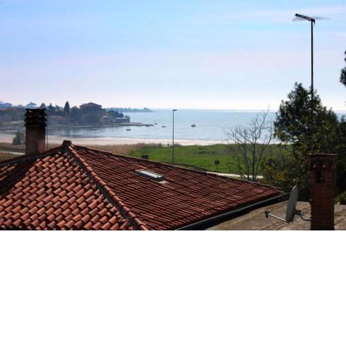 Apartments with a parking space Karigador (Novigrad) - 2534