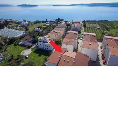 Apartments with a parking space Kastel Stafilic (Kastela) - 15867
