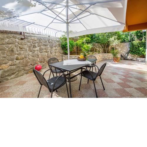 Apartments with a parking space Kraj (Opatija) - 7724
