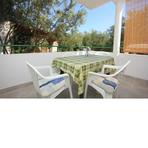 Apartments with a parking space Kraj (Pasman) - 8213