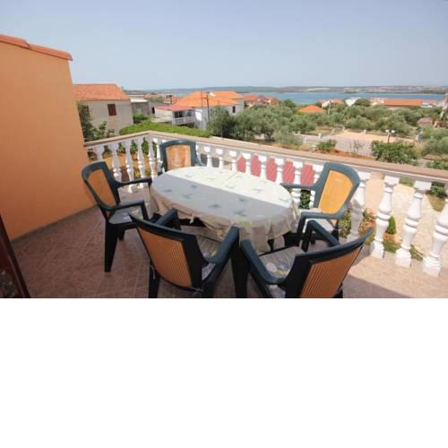 Apartments with a parking space Kraj (Pasman) - 8259
