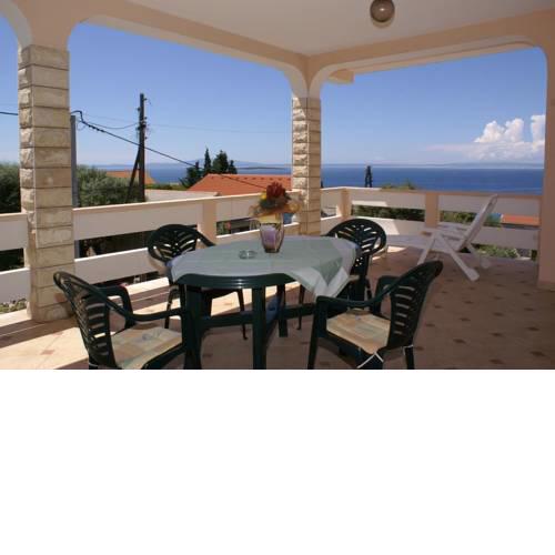 Apartments with a parking space Lun (Pag) - 4062