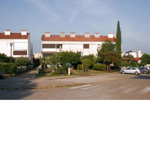 Apartments with a parking space Mareda (Novigrad) - 7100