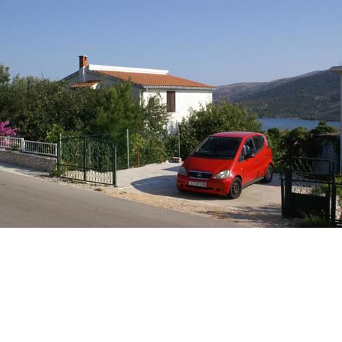 Apartments with a parking space Marina (Trogir) - 1062