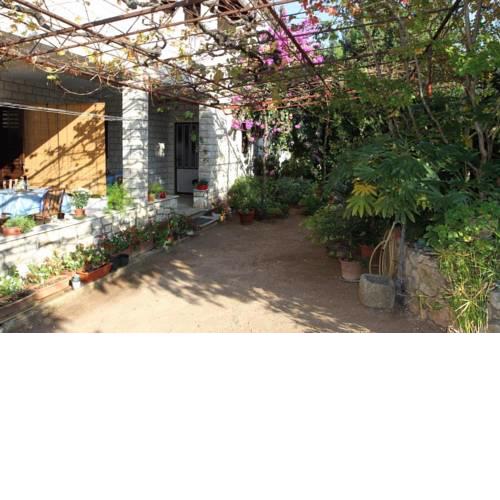 Apartments with a parking space Mirca (Brac) - 2843