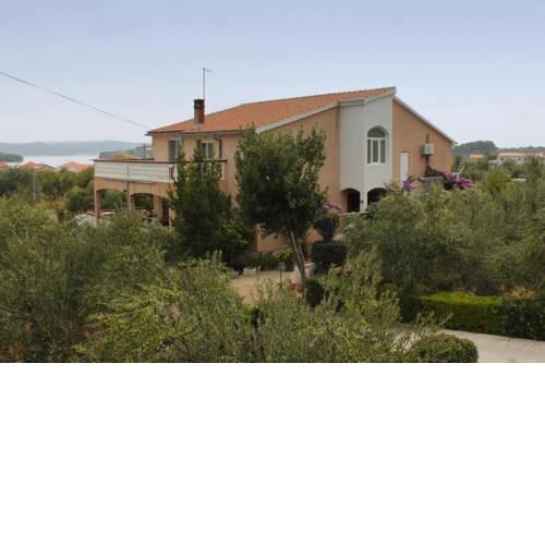 Apartments with a parking space Mrljane (Pasman) - 8517
