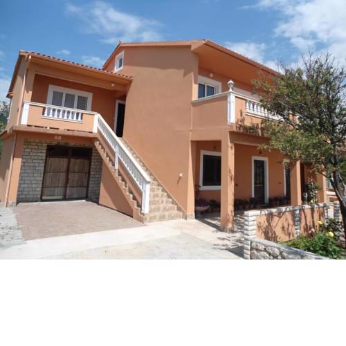 Apartments with a parking space Mundanije (Rab) - 12242