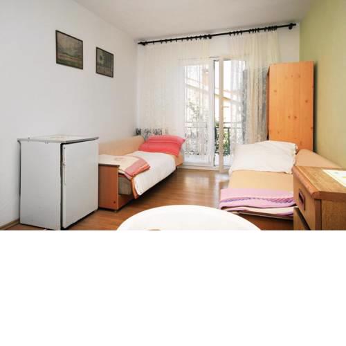 Apartments with a parking space Njivice (Krk) - 5476