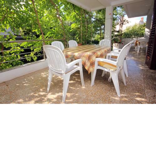 Apartments with a parking space Novalja (Pag) - 9327