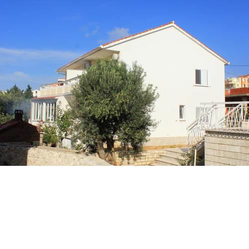 Apartments with a parking space Novalja (Pag) - 9356