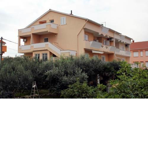 Apartments with a parking space Novalja (Pag) - 9419