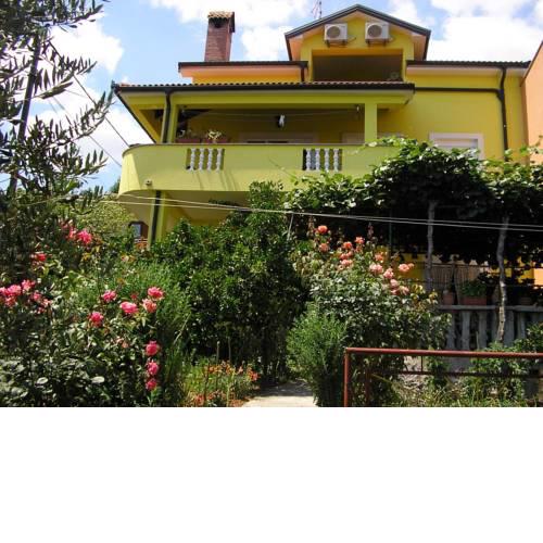 Apartments with a parking space Opric (Opatija) - 14349