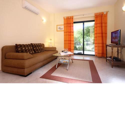 Apartments with a parking space Orebic (Peljesac) - 10097