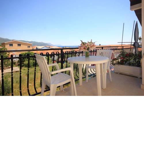 Apartments with a parking space Orebic (Peljesac) - 10160