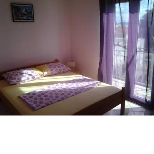 Apartments with a parking space Pakostane (Biograd) - 14054