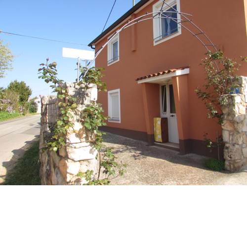 Apartments with a parking space Petrovija (Umag) - 13328