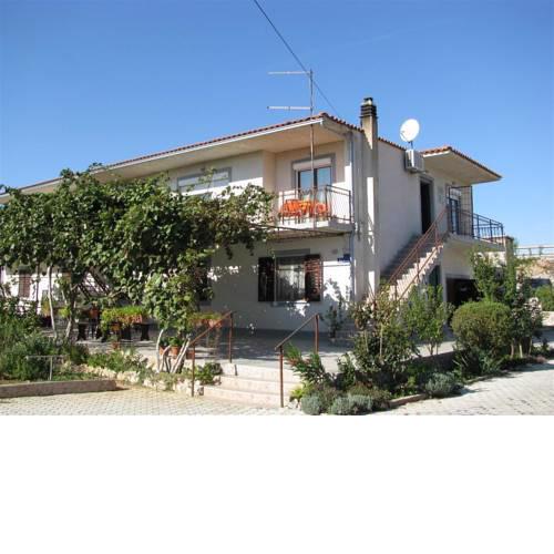 Apartments with a parking space Pirovac (Sibenik) - 13263