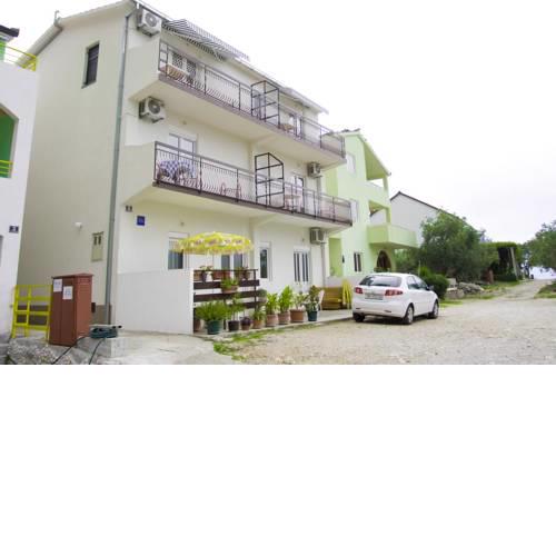Apartments with a parking space Podaca (Makarska) - 15748