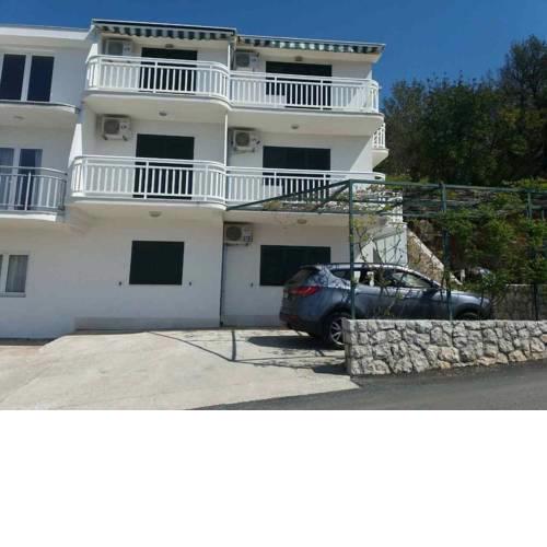 Apartments with a parking space Podgora (Makarska) - 12807