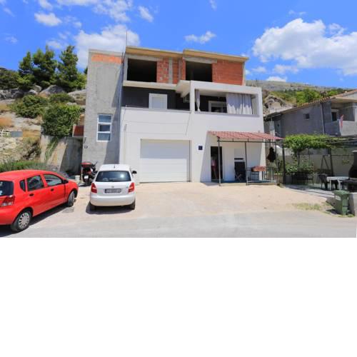 Apartments with a parking space Podstrana (Split) - 17644