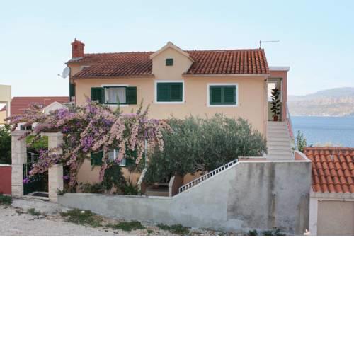Apartments with a parking space Postira (Brac) - 5618