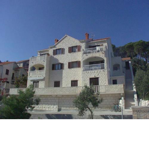 Apartments with a parking space Postira (Brac) - 727