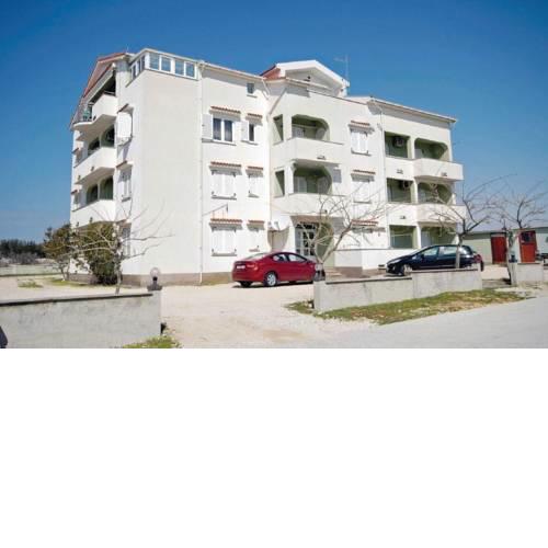 Apartments with a parking space Povljana (Pag) - 17011