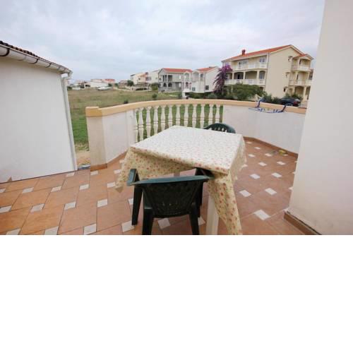 Apartments with a parking space Povljana (Pag) - 9405