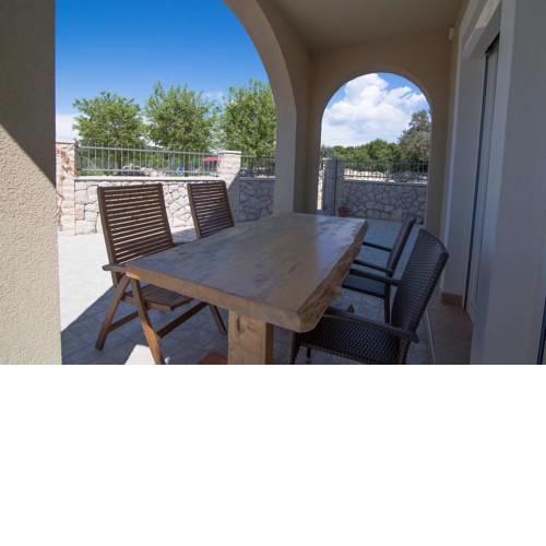 Apartments with a parking space Punta kriza (Cres) - 8082