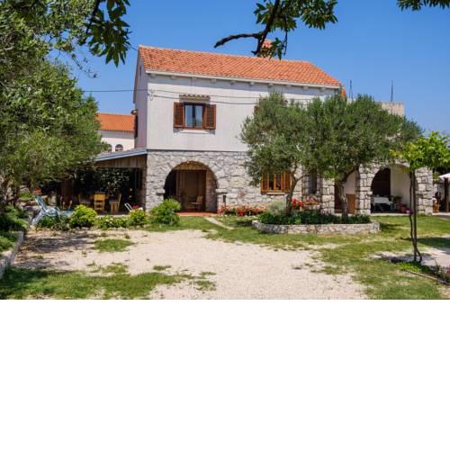 Apartments with a parking space Punta kriza (Cres) - 867
