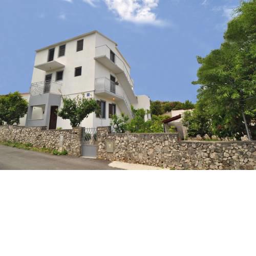 Apartments with a parking space Razanj (Rogoznica) - 12133