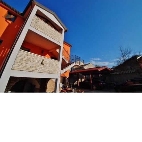 Apartments with a parking space Rovinjsko Selo (Rovinj) - 16580