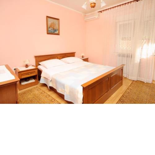 Apartments with a parking space Selce (Crikvenica) - 5495