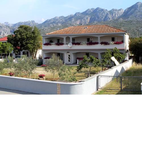 Apartments with a parking space Seline (Paklenica) - 6603
