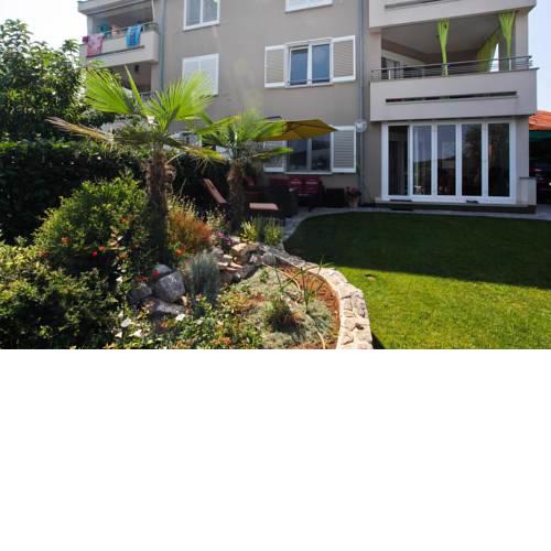 Apartments with a parking space Silo (Krk) - 17044