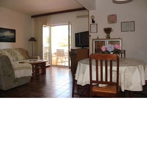 Apartments with a parking space Slatine (Ciovo) - 1099