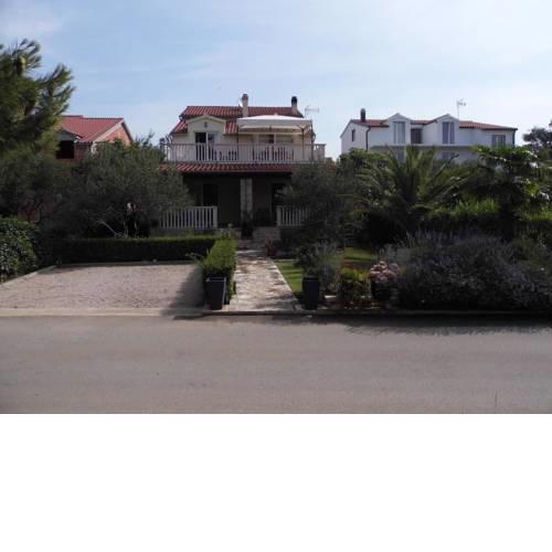 Apartments with a parking space Srima - Vodice (Vodice) - 16588