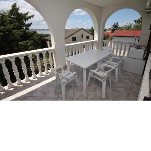 Apartments with a parking space Starigrad (Paklenica) - 6431