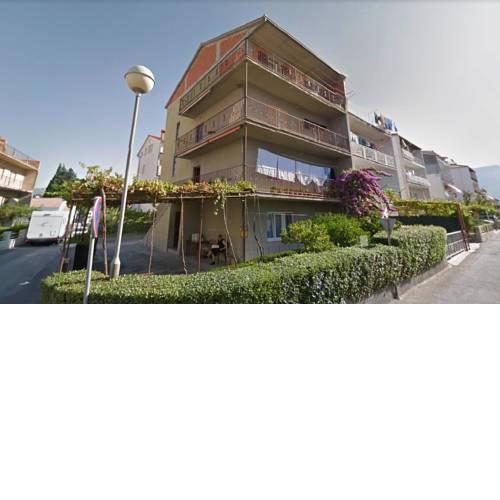 Apartments with a parking space Stobrec (Split) - 17463