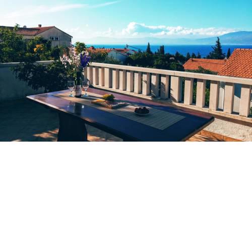 Apartments with a parking space Supetar (Brac) - 14720