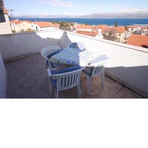 Apartments with a parking space Supetar (Brac) - 7536