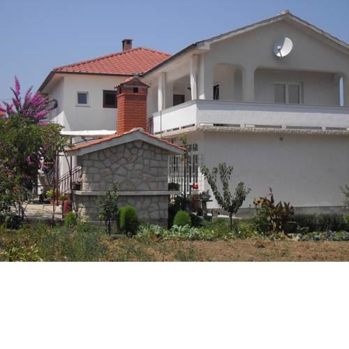 Apartments with a parking space Supetarska Draga - Donja (Rab) - 11237