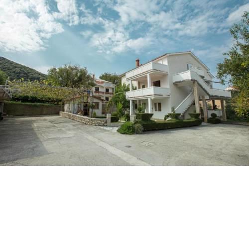 Apartments with a parking space Supetarska Draga - Donja (Rab) - 17826