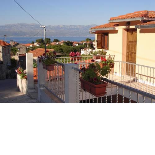 Apartments with a parking space Sutivan (Brac) - 745