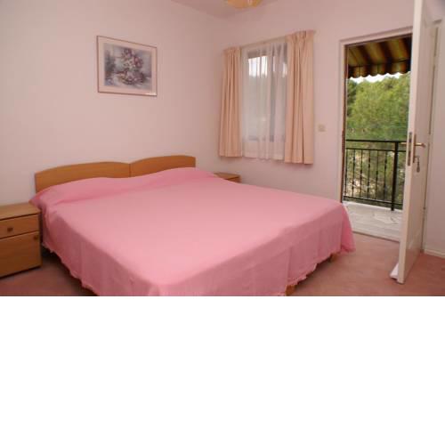Apartments with a parking space Sutivan (Brac) - 747