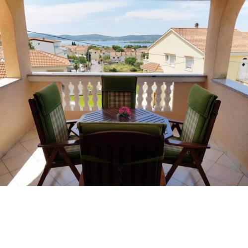 Apartments with a parking space Sveti Filip i Jakov (Biograd) - 14353