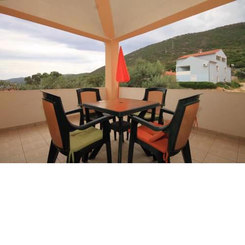 Apartments with a parking space Sveti Jakov (Losinj) - 8011